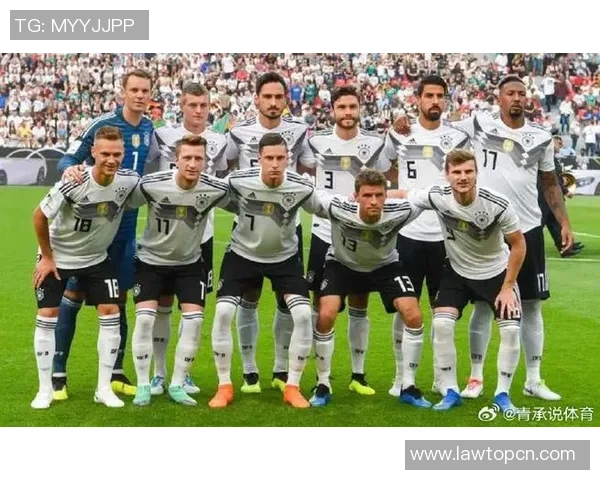 意大利U21青年队迎战丹麦U21队争夺欧洲足球锦标赛资格 意大利U21青年队迎战丹麦U21队争夺欧洲足球锦标赛资格