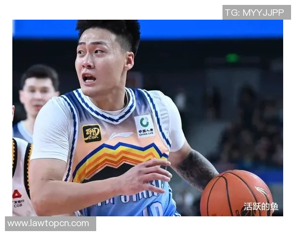 新疆与广东季后赛第三场激战即将上演谁能笑到最后引发关注 新疆与广东季后赛第三场激战即将上演谁能笑到最后引发关注