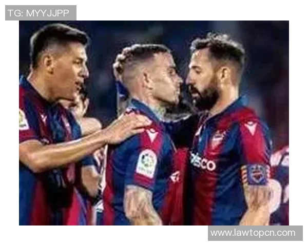 桑德尼斯与汉坎的精彩对决揭示了足球战术的博弈与球员的激情表现